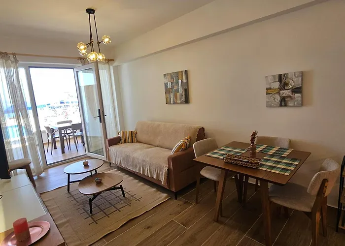 Happy Blue 1 * Vlorë