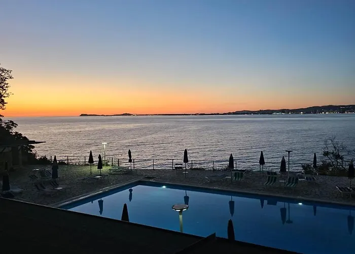 Happy Blue 1 Apartment