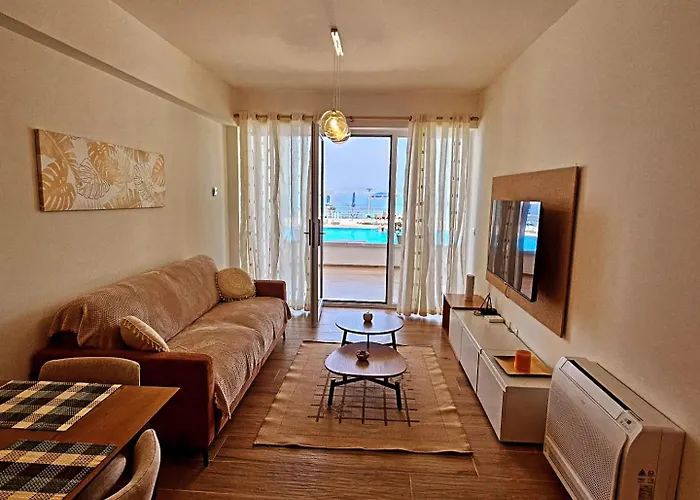 Happy Blue 1 Apartment