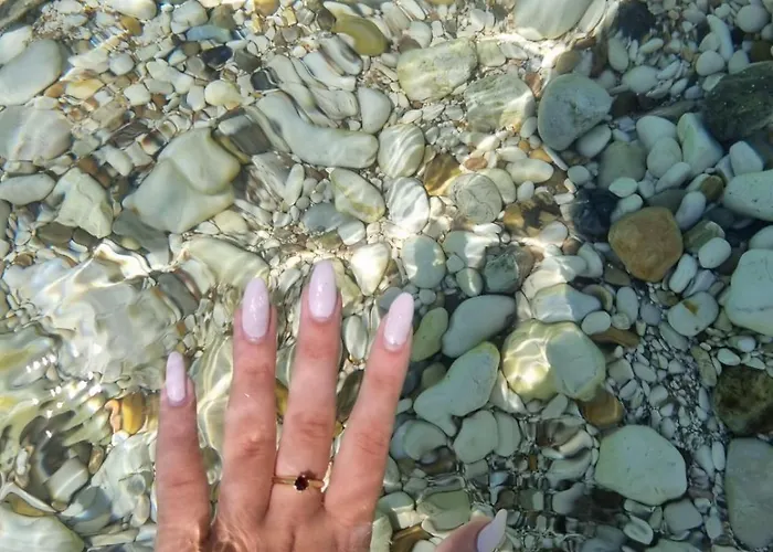 Happy Blue 1 Apartment *