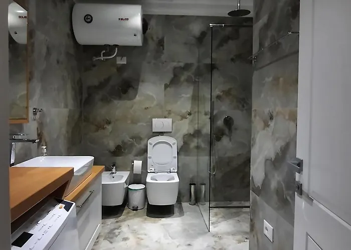 Happy Blue 1 * Vlorë