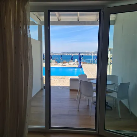 Apartament Happy Blue 1