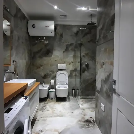 Happy Blue 1 * Vlorë