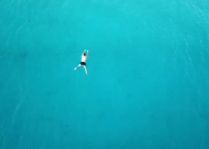Happy Blue 1 Wlora